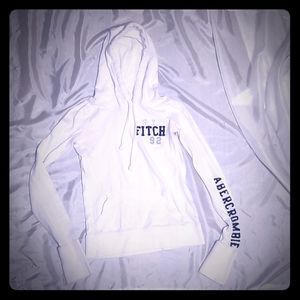 🎁4/$20🎁 Abercrombie and Fitch sweater top